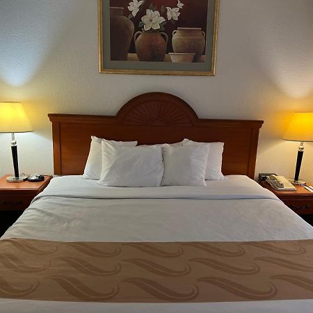 Quality Suites Altavista - Lynchburg South Bagian luar foto