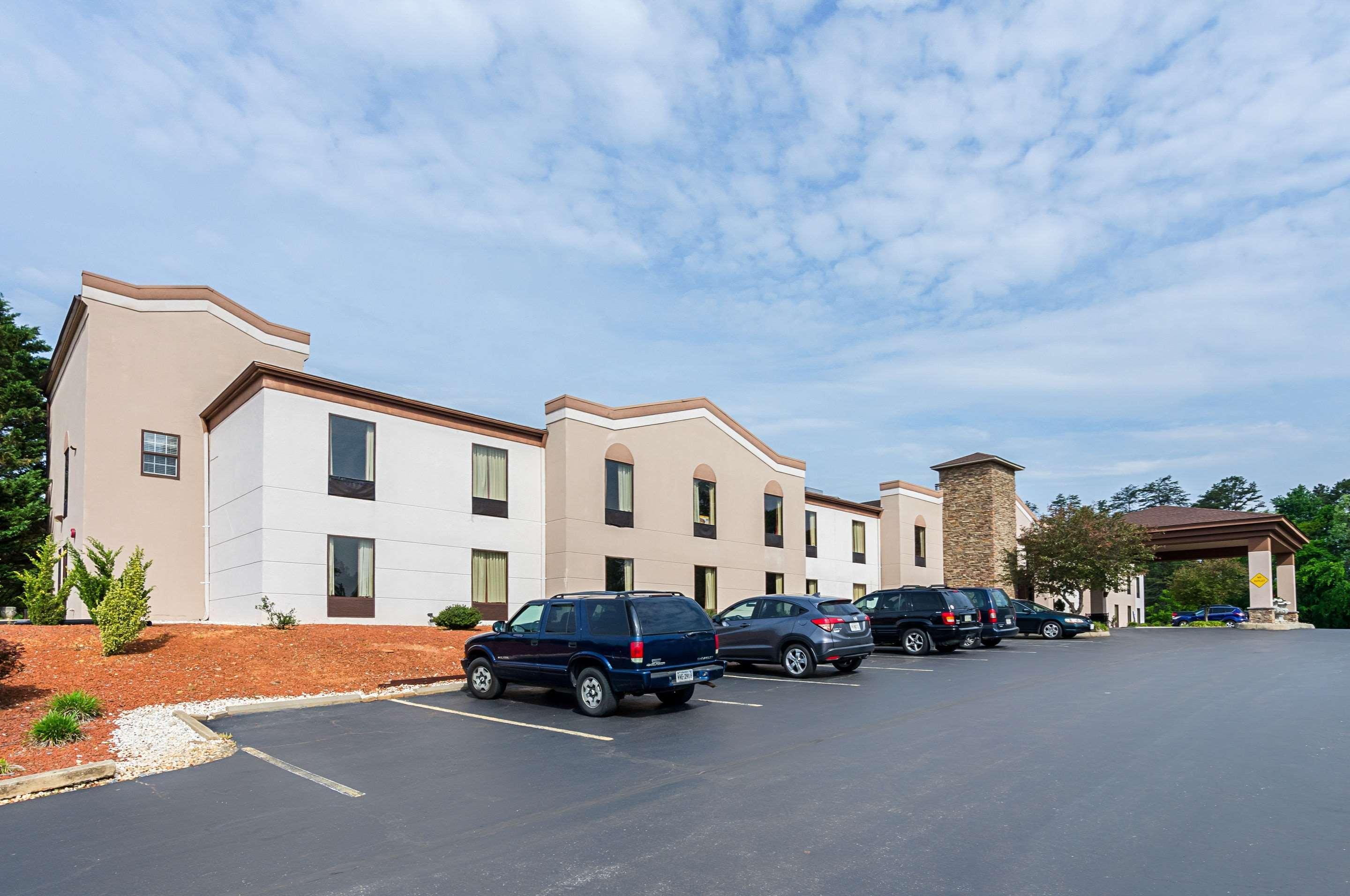 Quality Suites Altavista - Lynchburg South Bagian luar foto