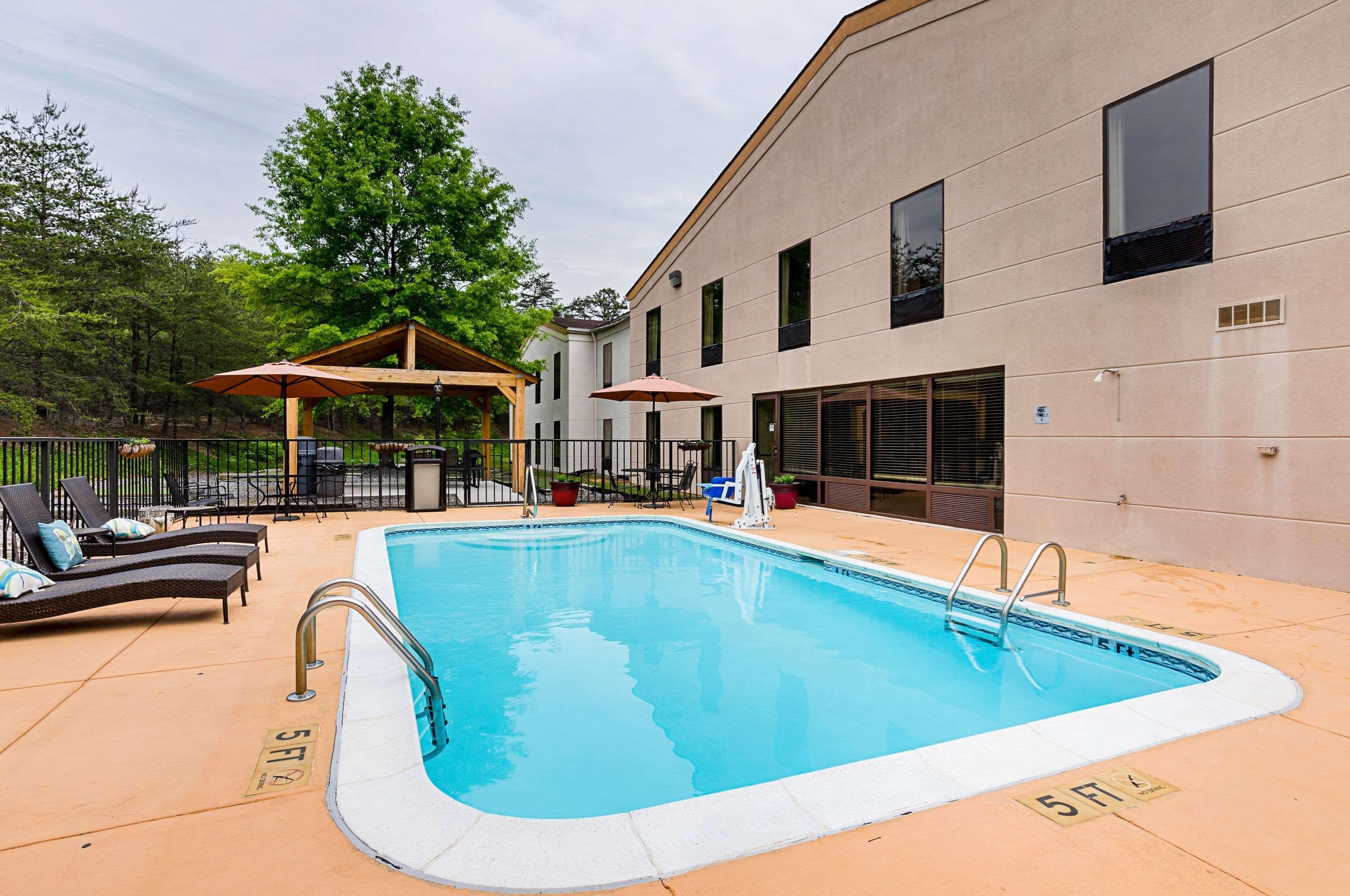 Quality Suites Altavista - Lynchburg South Bagian luar foto