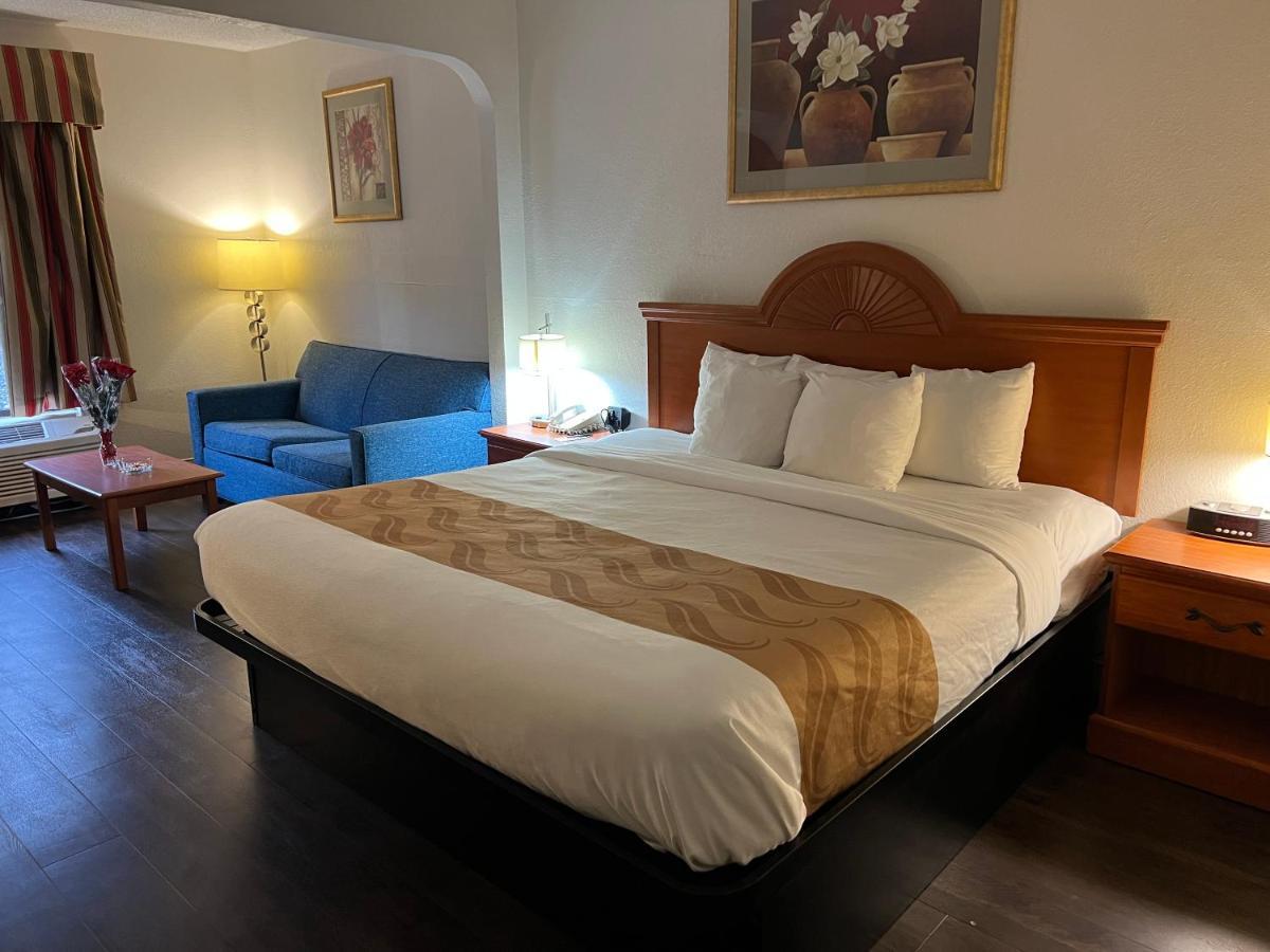 Quality Suites Altavista - Lynchburg South Bagian luar foto
