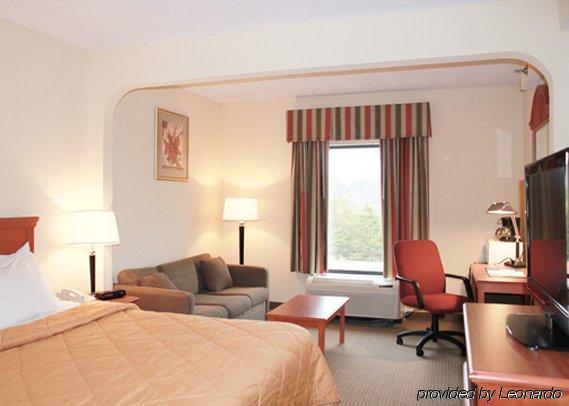 Quality Suites Altavista - Lynchburg South Ruang foto