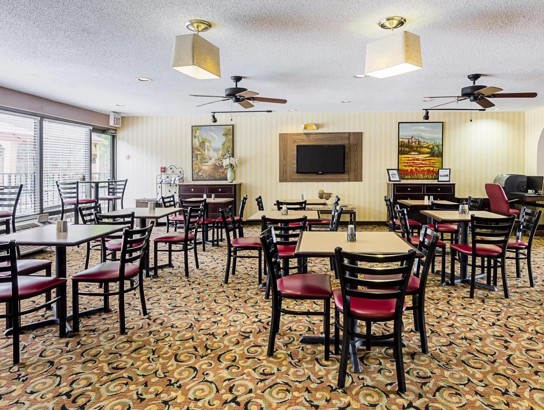 Quality Suites Altavista - Lynchburg South Bagian luar foto